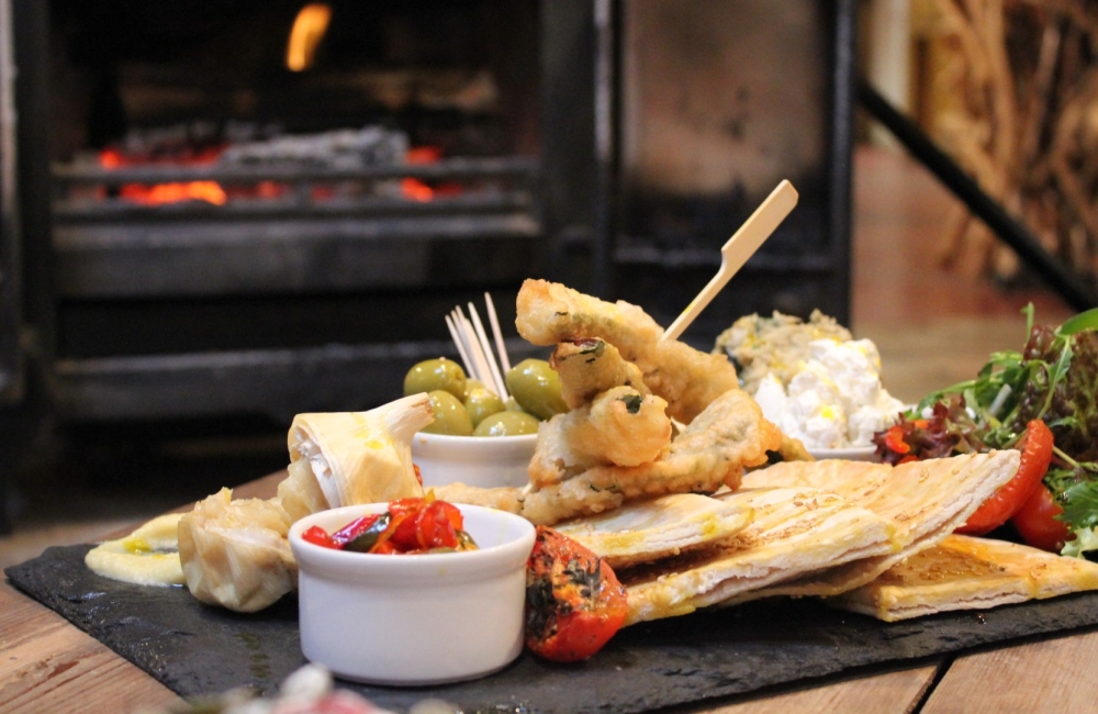 garlic farm mezze platter