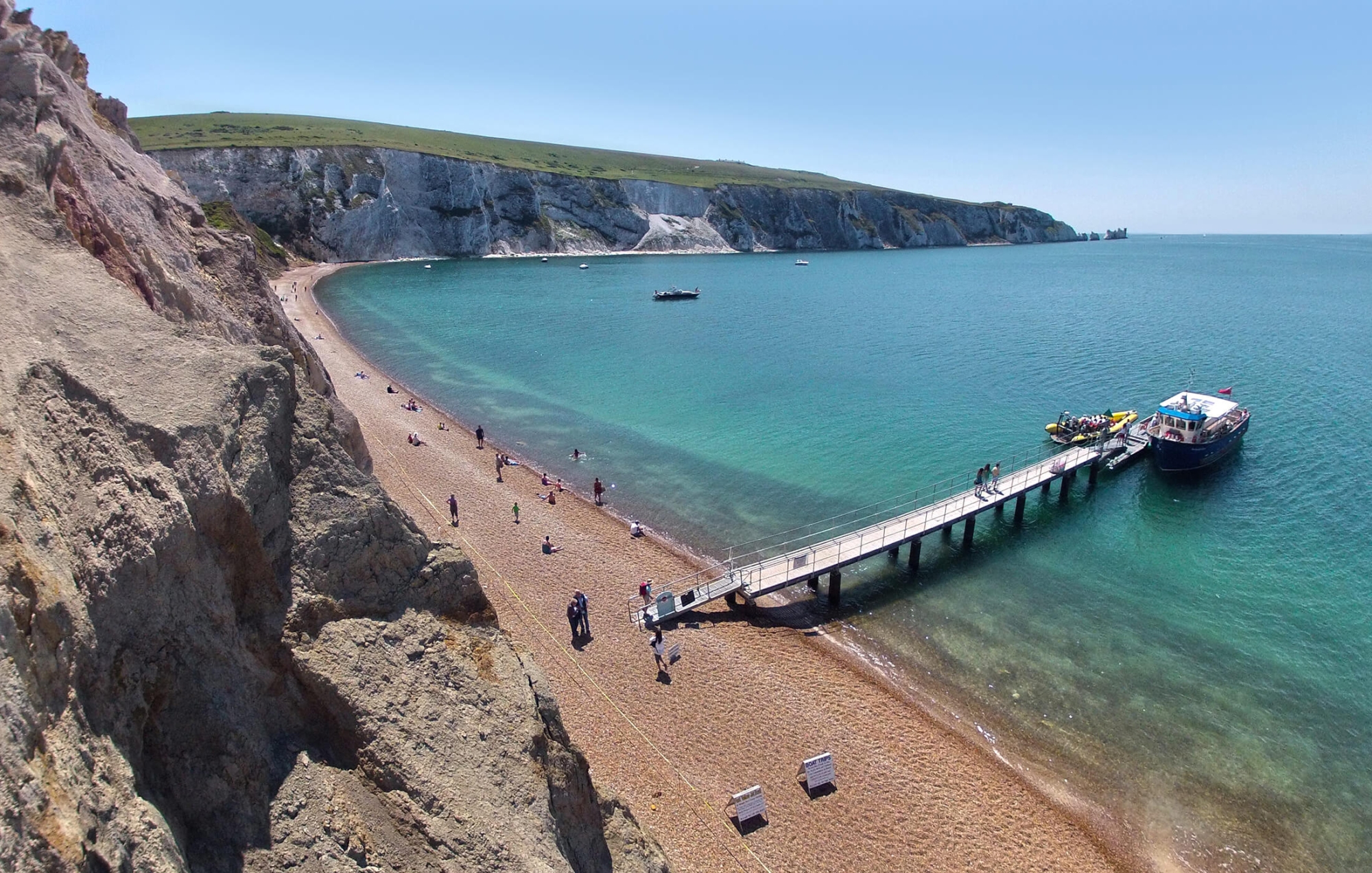 Alum Bay Beach 