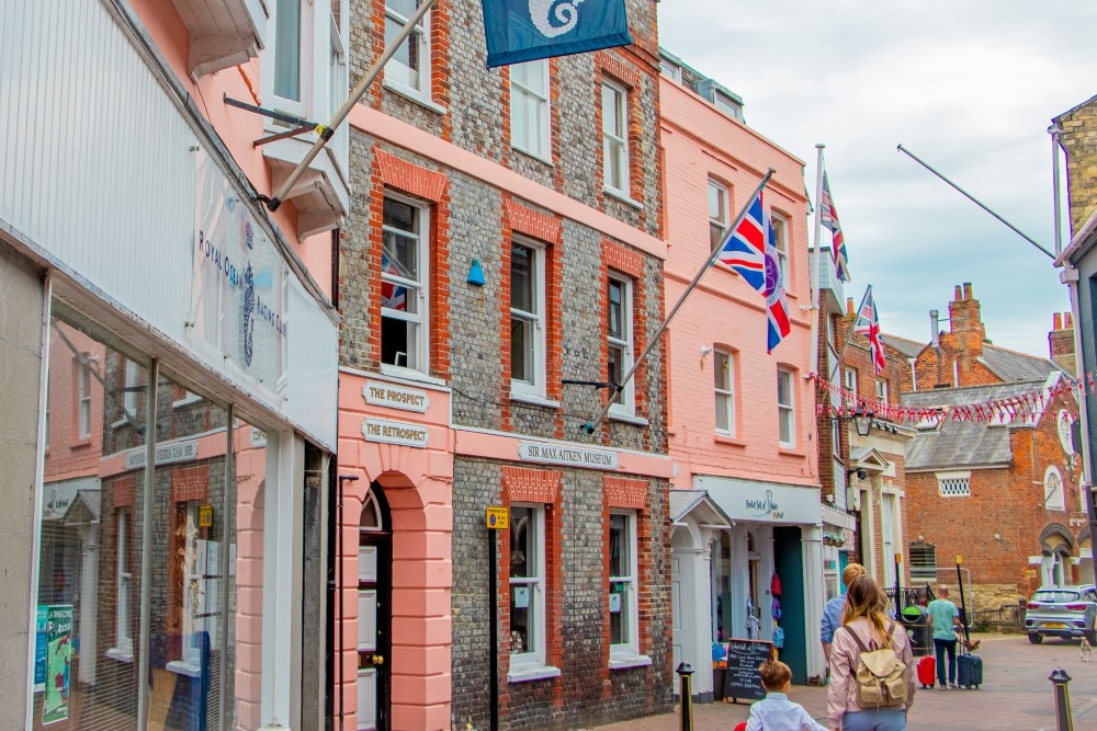 Cowes High Street