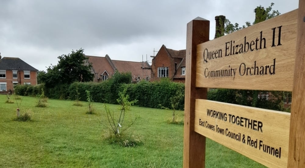 queen elizabeth ii community orchard